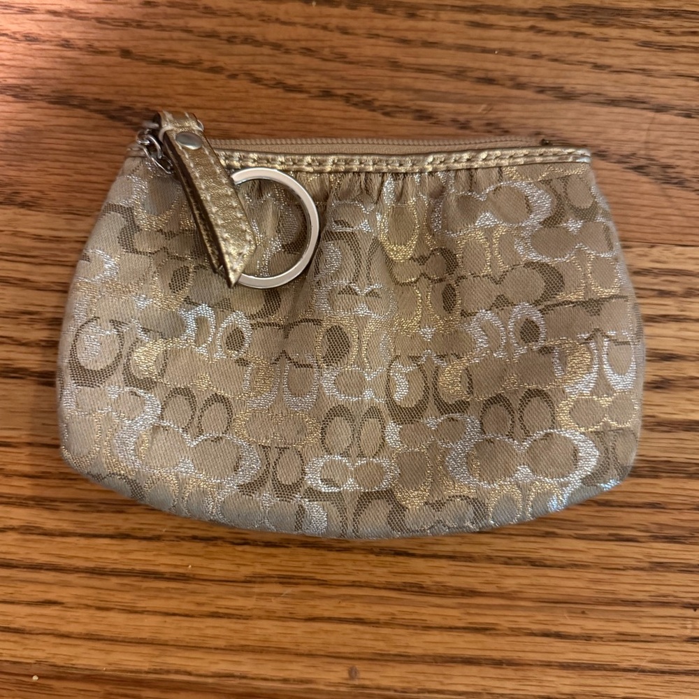 Coach Signature Wallet in Gold and Silver Logo